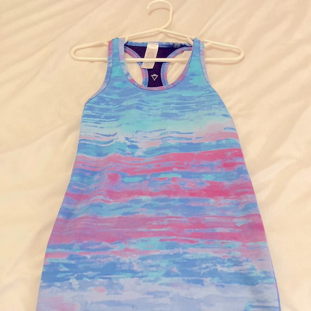 Lululemon/ ivviva tanktop